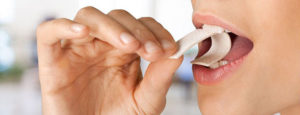 chewing-gum-for-dental-implants